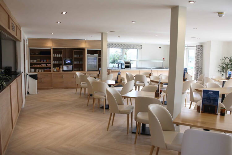Stoneleigh Park Lodge - Image 3 - UK Tourism Online