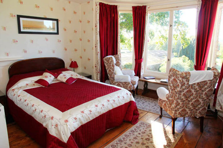 Benhall Farmhouse - Image 3 - UK Tourism Online