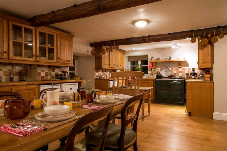 Bridge Farmhouse - Image 3 - UK Tourism Online