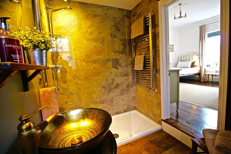 Castle Hill House B&B - Image 3 - UK Tourism Online