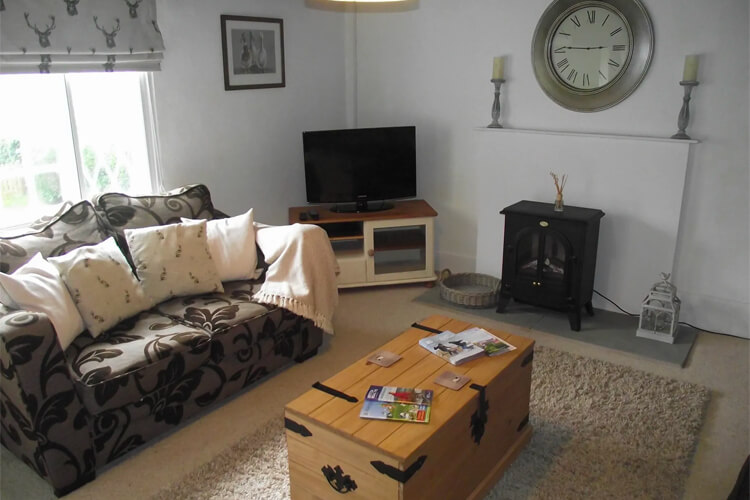 Fernhall Farm & Holiday Cottage - Image 5 - UK Tourism Online