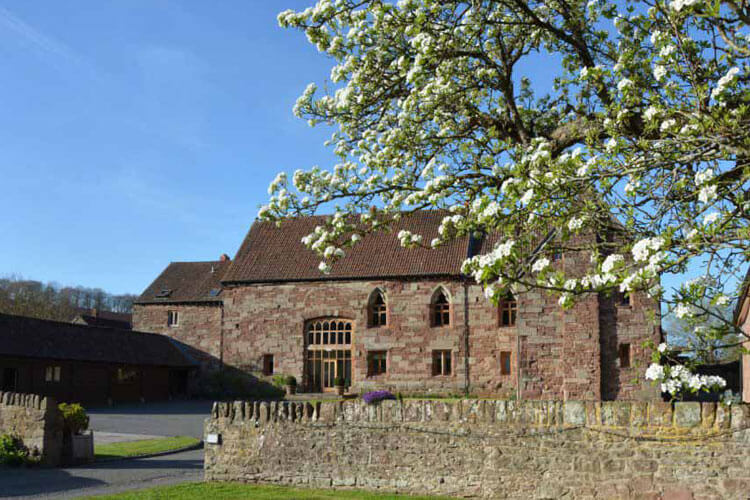 Flanesford Priory - Image 1 - UK Tourism Online