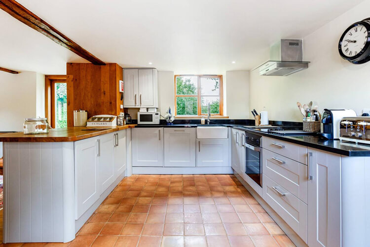 Kempley Barns - Image 3 - UK Tourism Online