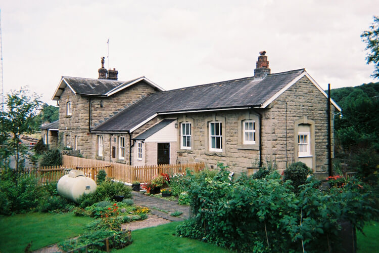 Station House Cottage - Image 1 - UK Tourism Online