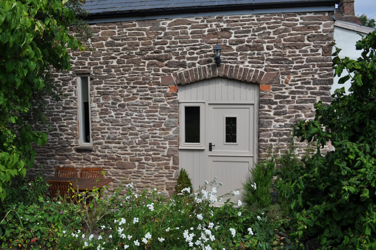The Barn - Forge House - Image 1 - UK Tourism Online