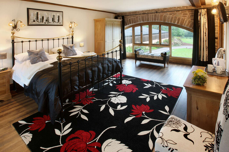 Trevase Cottages - Image 3 - UK Tourism Online