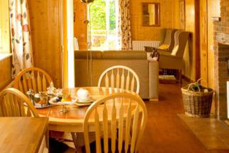 Acorn Lodge - Image 2 - UK Tourism Online