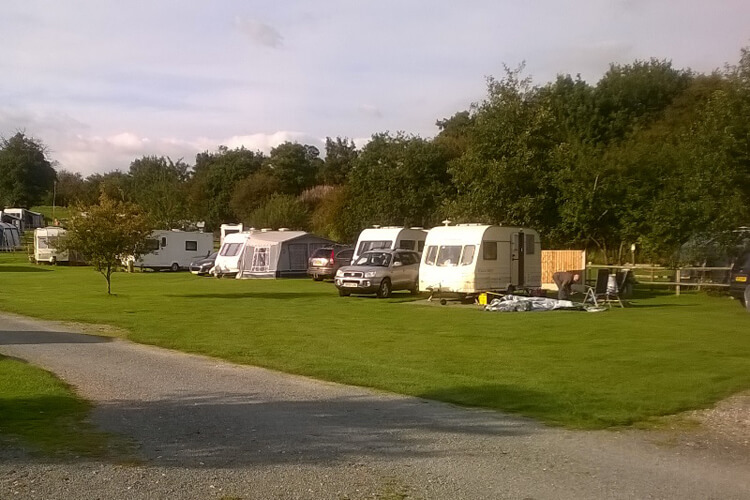 Canal Side Caravan Site - Image 1 - UK Tourism Online