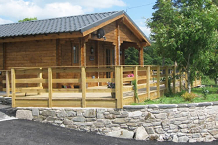 Maengwynedd Log Cabins - Image 2 - UK Tourism Online