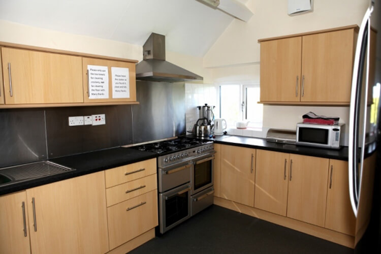 Stokes Barn Group Accommodation - Image 3 - UK Tourism Online