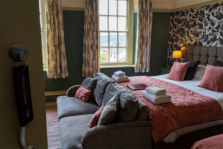 The Castle Hotel - Image 2 - UK Tourism Online