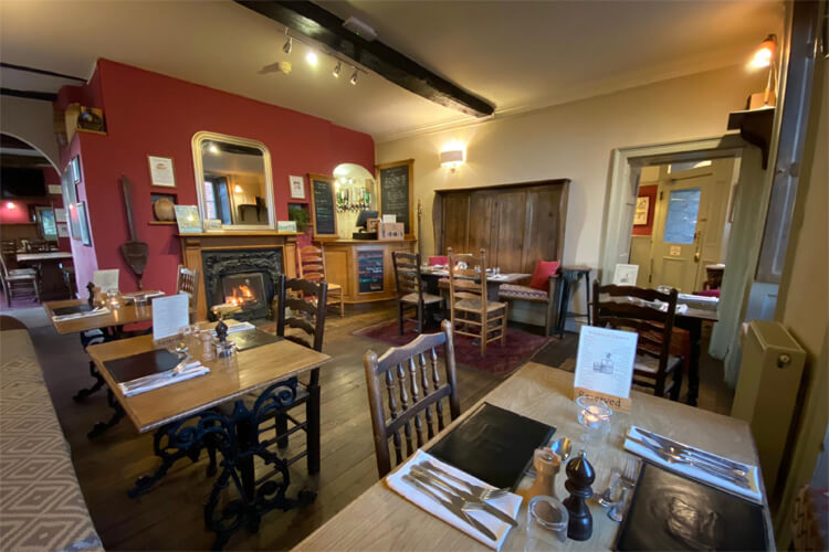 The Castle Hotel - Image 5 - UK Tourism Online