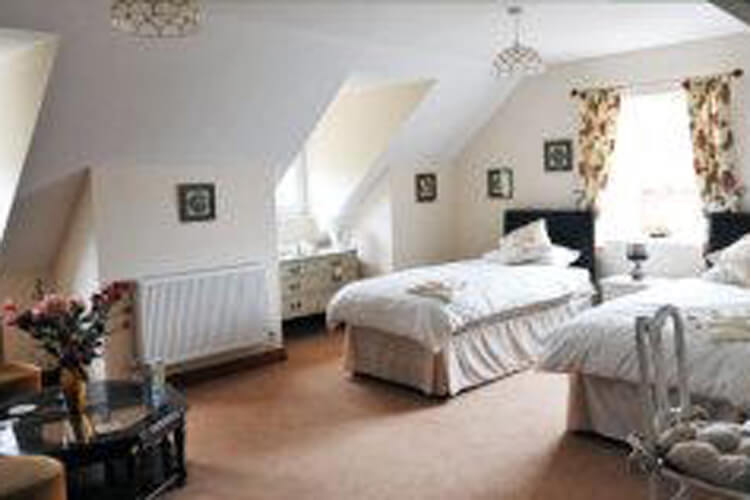 Wood Lodge Bed and Breakfast - Image 2 - UK Tourism Online