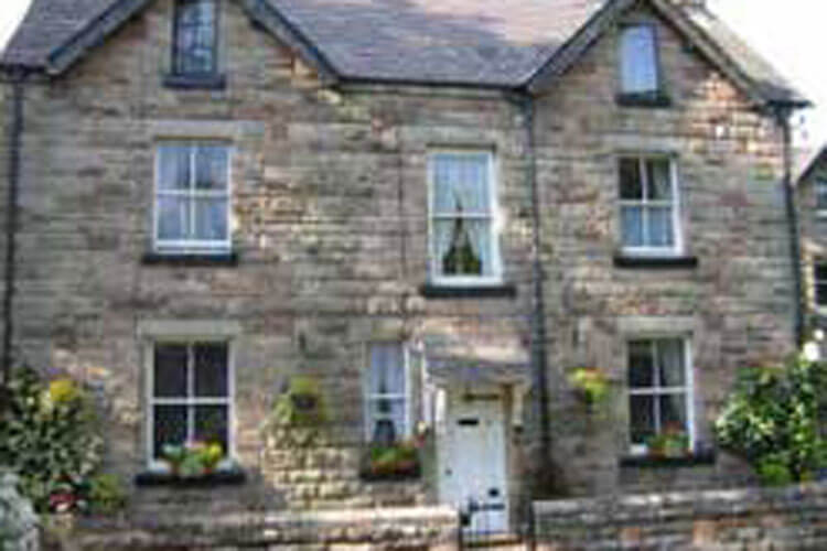 Fernlea Guest House - Image 1 - UK Tourism Online