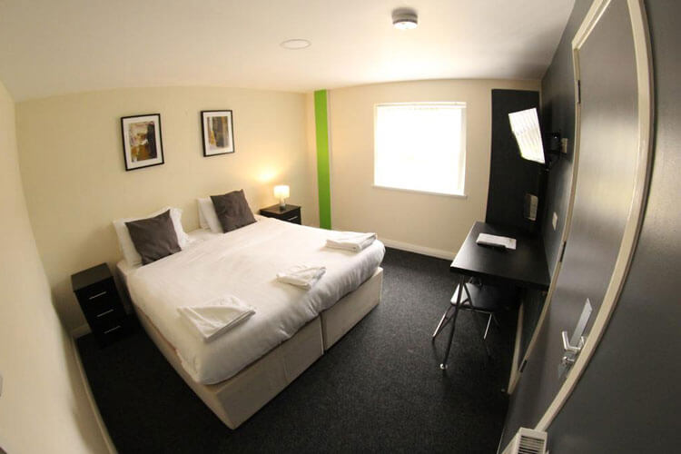 Lymedale Suites Aparthotel - Image 3 - UK Tourism Online