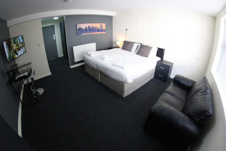 Lymedale Suites Aparthotel - Image 5 - UK Tourism Online
