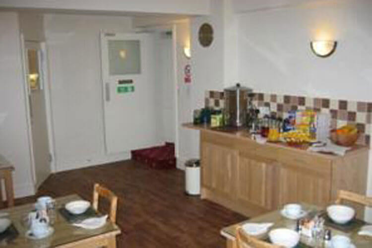 The Hollies Guest House - Image 5 - UK Tourism Online