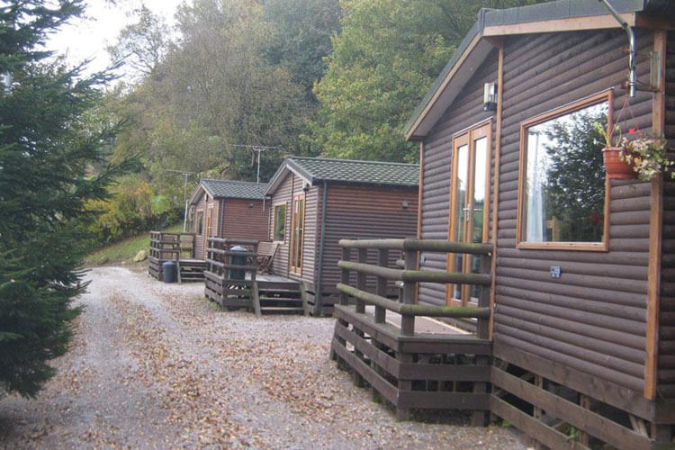 The Raddle Log Cabins - Image 1 - UK Tourism Online