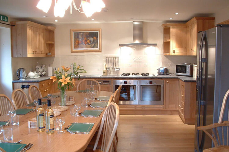 Arbor Holiday and Knightcote Farm Cottages - Image 2 - UK Tourism Online