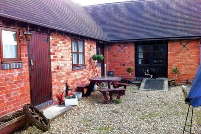 Marton Road Farm B&B and Campsite Thumbnail | Southam - Warwickshire | UK Tourism Online