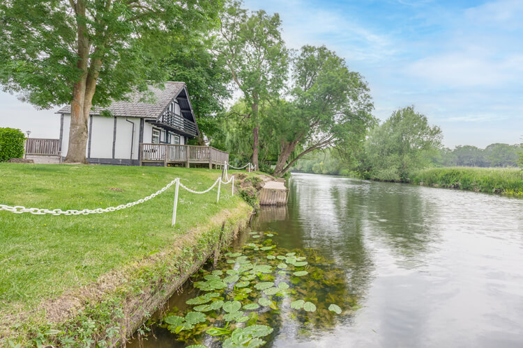 Riverside Park - Image 5 - UK Tourism Online