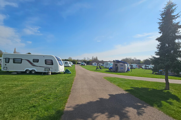 Riverside Park - Image 2 - UK Tourism Online