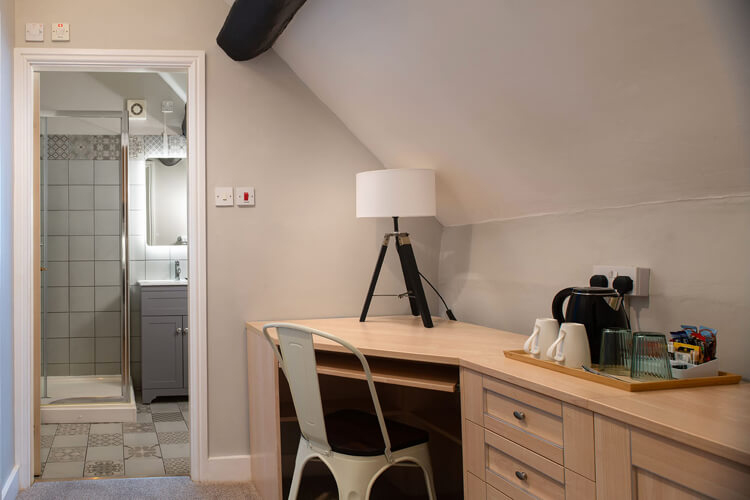 Springfield House - Birmingham Airport & NEC - Image 3 - UK Tourism Online