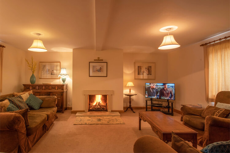 Weston Farm Holiday Cottages - Image 4 - UK Tourism Online