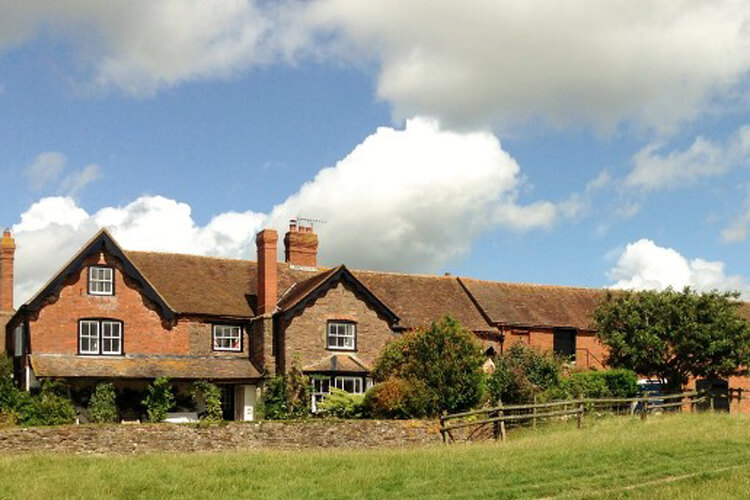 Lower House Farm - Image 1 - UK Tourism Online