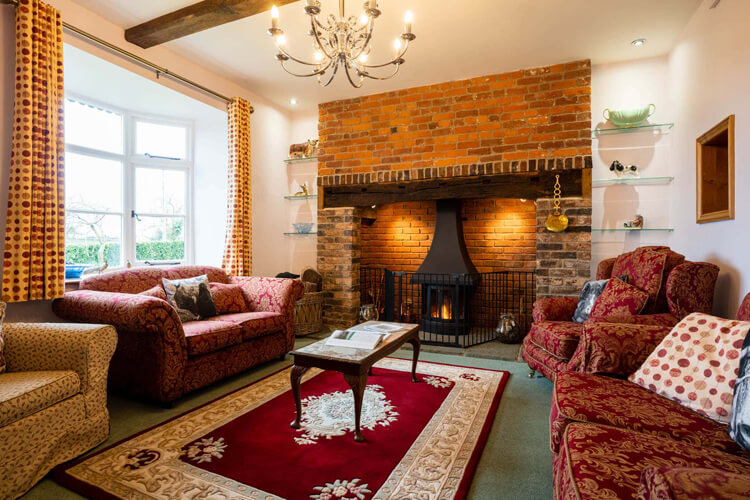 Rimmers Farmhouse - Image 3 - UK Tourism Online