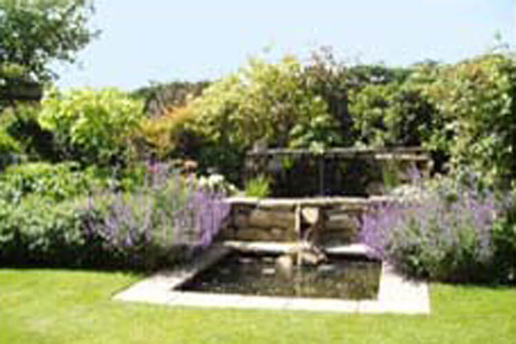 Salford Farm House - Image 5 - UK Tourism Online