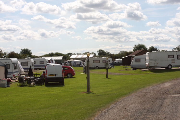 Billabong Watersports & Caravan Site - Image 2 - UK Tourism Online