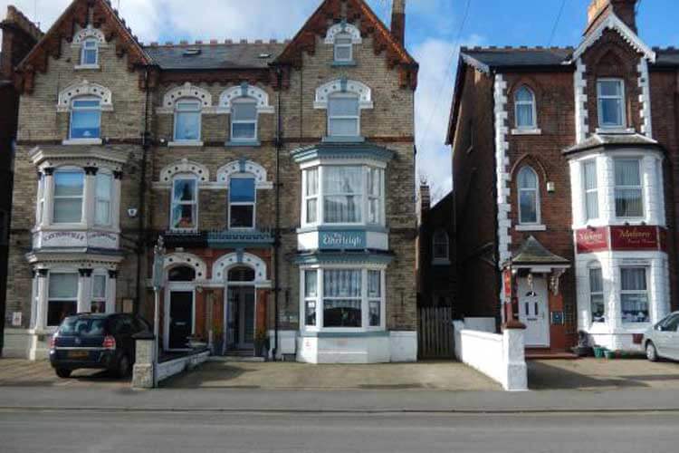 Etherleigh Guest House - Image 1 - UK Tourism Online