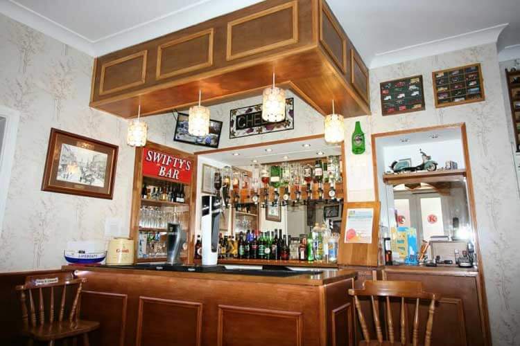 Kilburn Guest House - Image 5 - UK Tourism Online