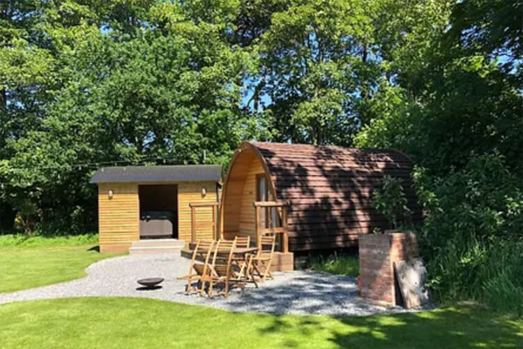 Little Wold Away Glamping - Image 2 - UK Tourism Online