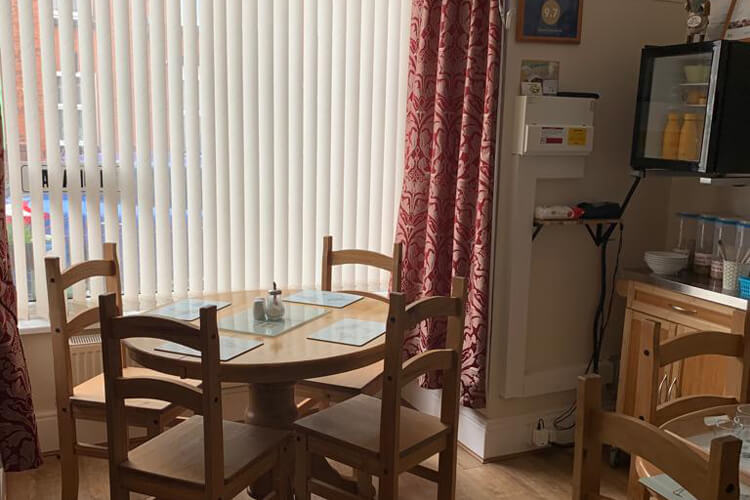 Oakwell Guest House - Image 4 - UK Tourism Online