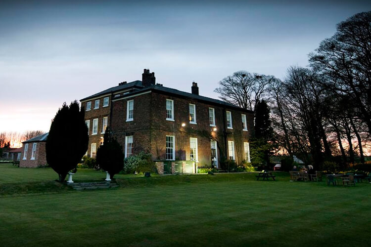 Rowley Manor Country House Hotel - Image 1 - UK Tourism Online
