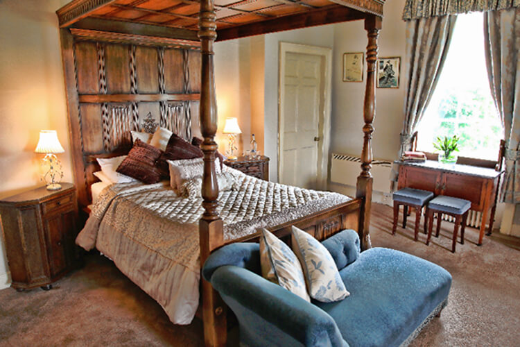 Rowley Manor Country House Hotel - Image 2 - UK Tourism Online