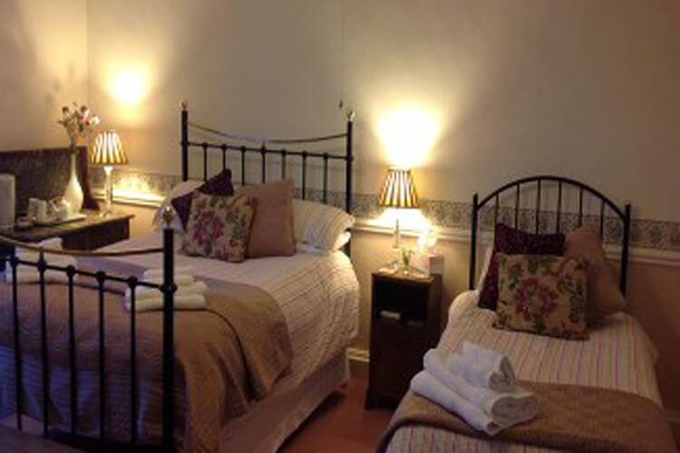 Rysome Garth Farmhouse Bed and Breakfast - Image 1 - UK Tourism Online