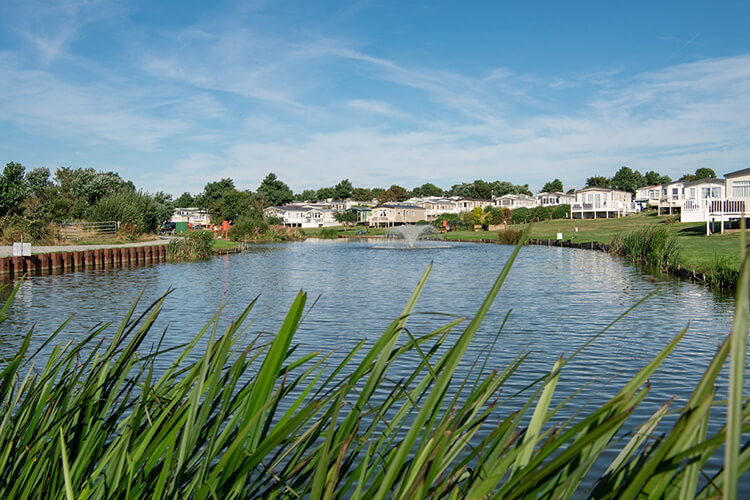 Sand le Mere Holiday Park - Image 1 - UK Tourism Online