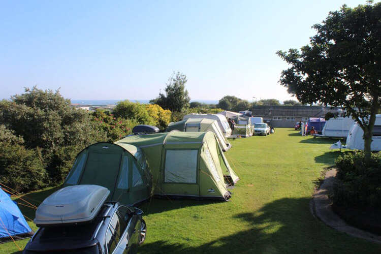 Seaside Caravan Park - Image 2 - UK Tourism Online