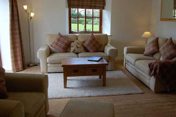 The Granary Cottage - Image 2 - UK Tourism Online