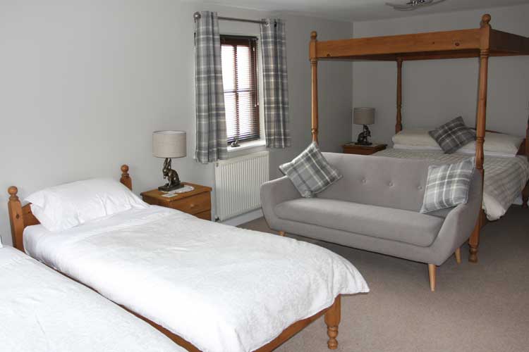 The Wold Cottage - Image 4 - UK Tourism Online