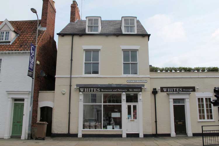 Whites Restaurant Whites Overnight - Image 1 - UK Tourism Online