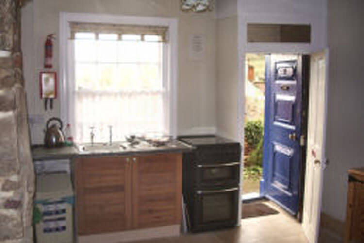 Alice Cottage - Image 1 - UK Tourism Online