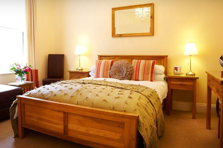 All Seasons Guest House - Image 4 - UK Tourism Online