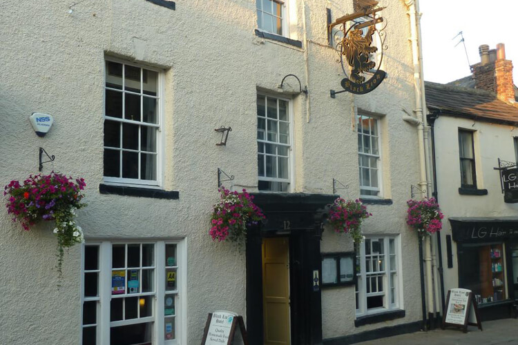 Black Lion Hotel - Image 1 - UK Tourism Online