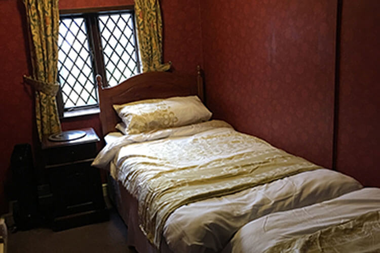 Black Swan Inn - Image 2 - UK Tourism Online