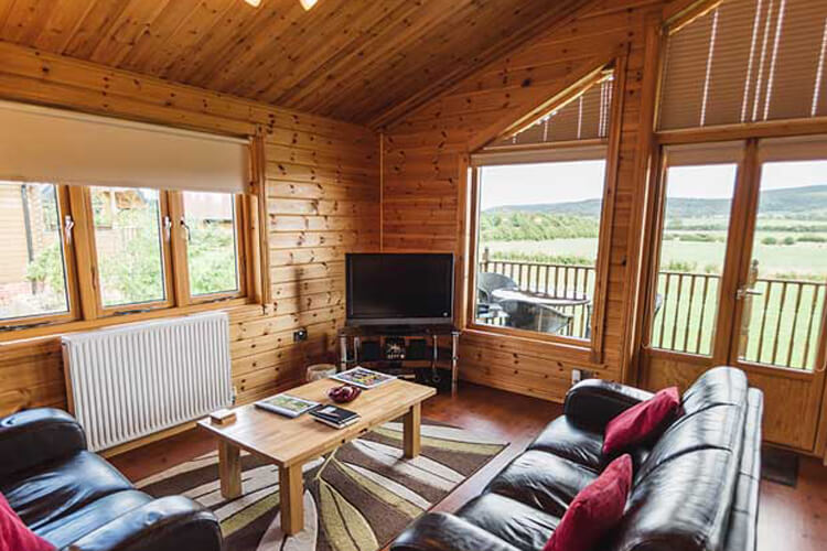 Blackthorn Gate Holiday Lodges - Image 2 - UK Tourism Online