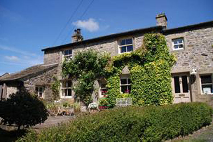 Brookside Cottage - Image 1 - UK Tourism Online